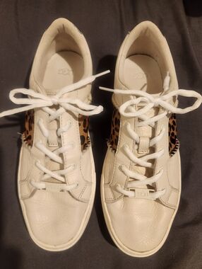 UGG Dinale White Leather Sneakers with Leopard Calf Print Panel Sz 9